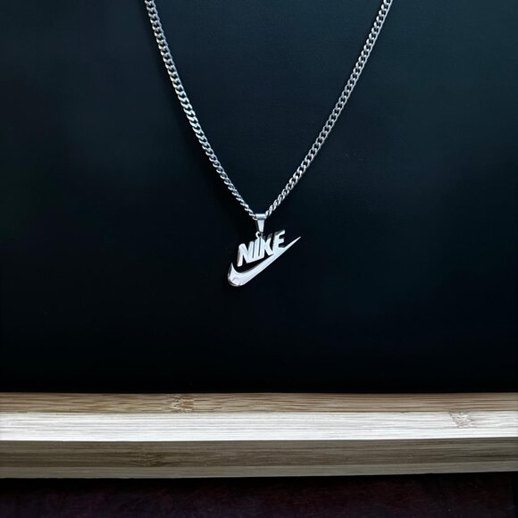 Nike Necklace - Silver Plated - 3mm Cuban - 20" Chain - Tarnish Free - Picture 2 of 2